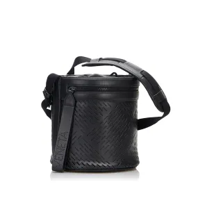 Bottega Veneta Perforated Leather Paper Bucket Bag (SHG-d9kZvf)