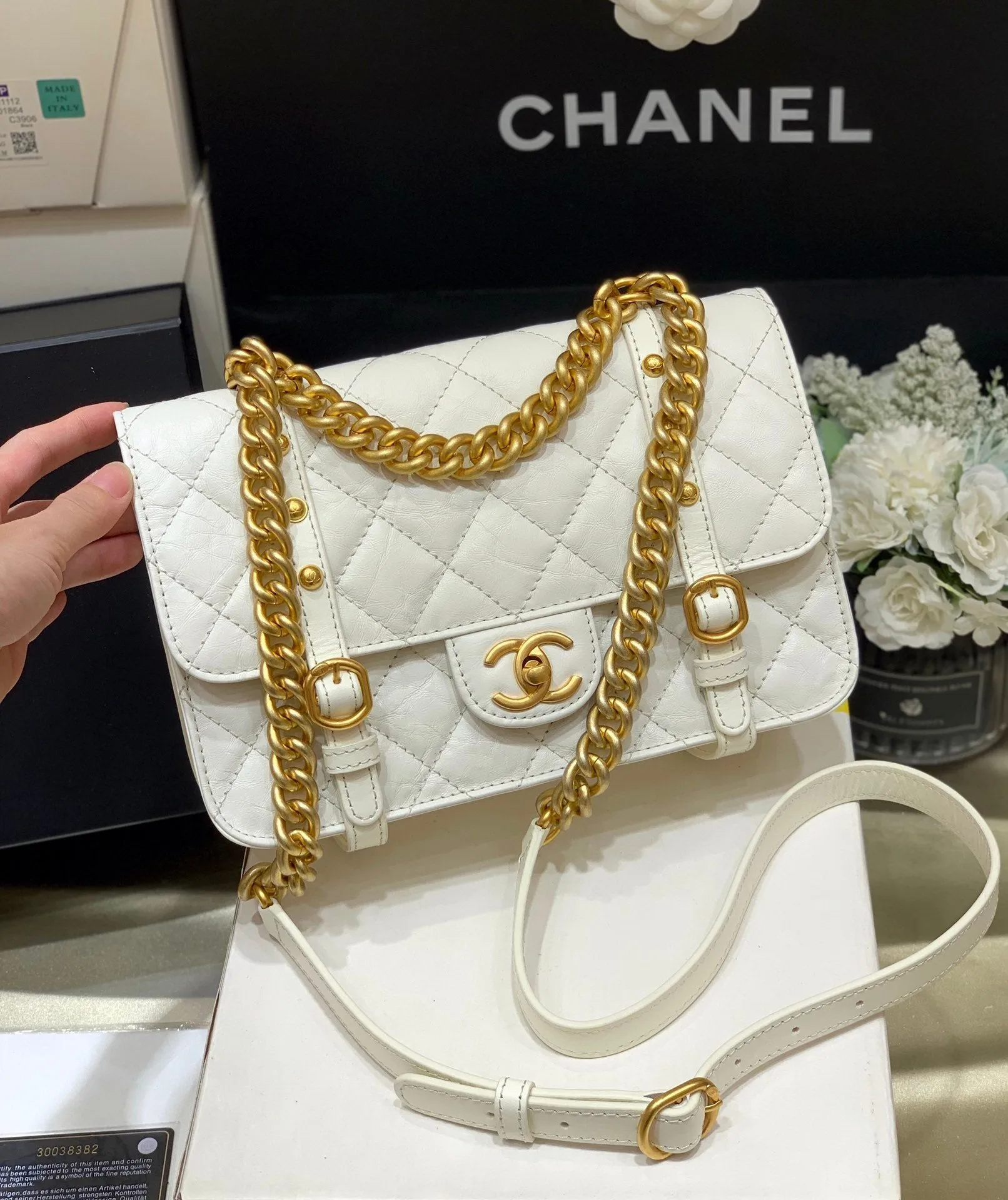 CHL Co Co Shoulder Bag Gold Chain White For Women 9.8in/25cm