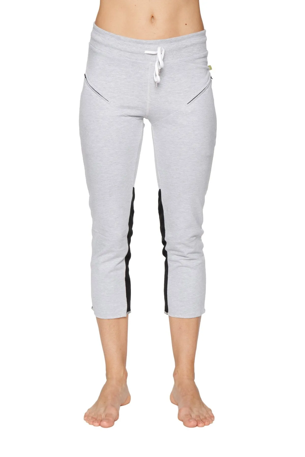 Women's 4/5 Length Zipper Pocket Capri Yoga Pant (Grey w/Charcoal & Black)